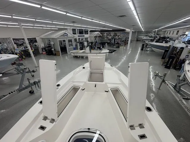 Slide: The Image of Bay Rider 219 Bay 2026 - 13