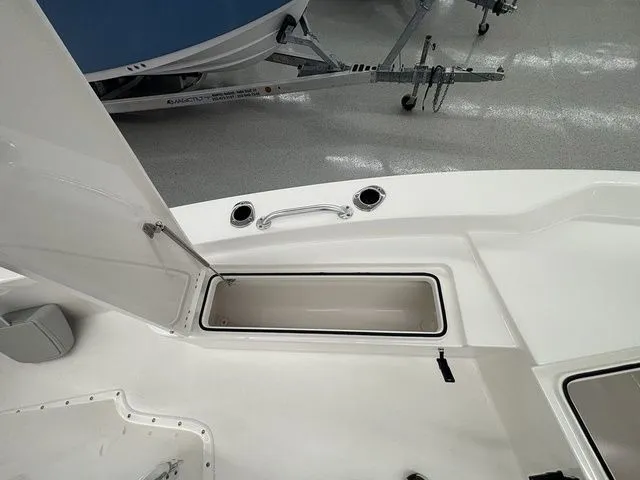 Slide: The Image of Bay Rider 219 Bay 2026 - 15