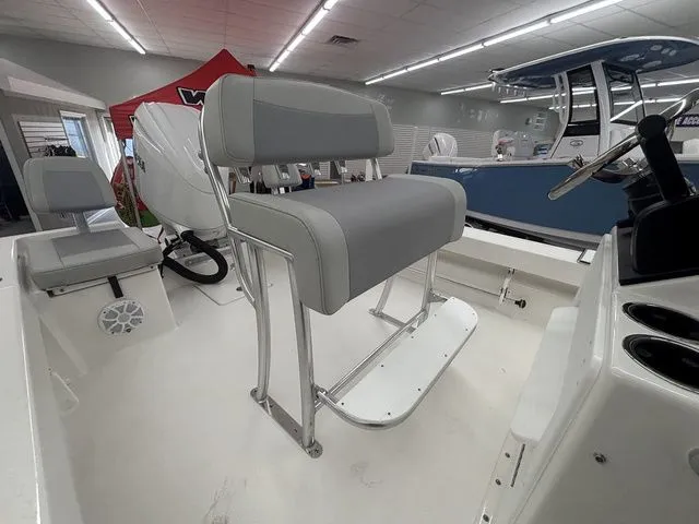 Slide: The Image of Bay Rider 219 Bay 2026 - 28