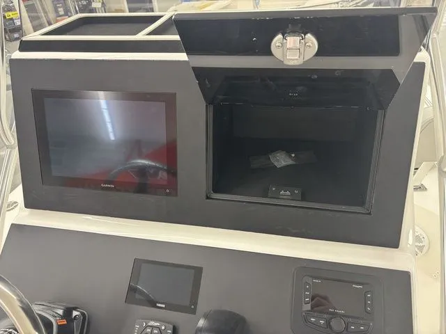 Slide: The Image of Bay Rider 219 Bay 2026 - 25