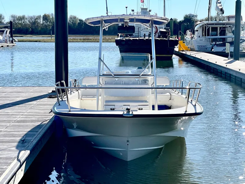 Slide: The Image of Boston Whaler 210 MTK 2017 - 14