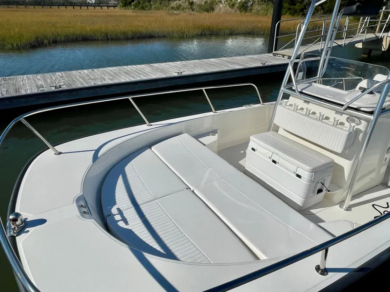 Slide: The Image of Boston Whaler 210 MTK 2017 - 18