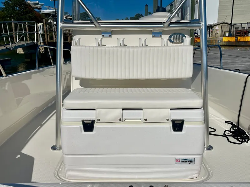 Slide: The Image of Boston Whaler 210 MTK 2017 - 23