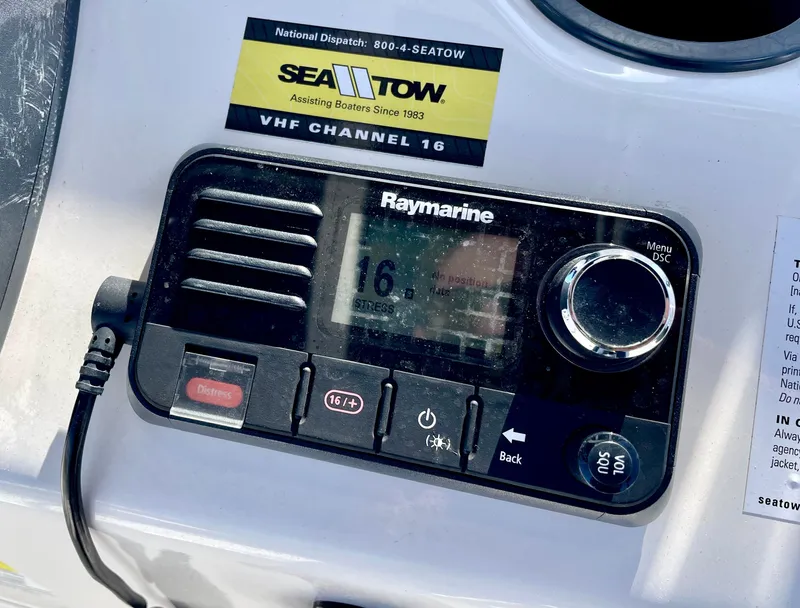 Slide: The Image of Boston Whaler 210 MTK 2017 - 28