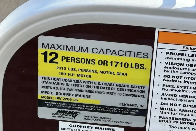 Slide: The Image of Sweetwater 2020 SW 2286 SB boat capacity label: 12 persons or 1710 lbs, 150 HP motor. - 16