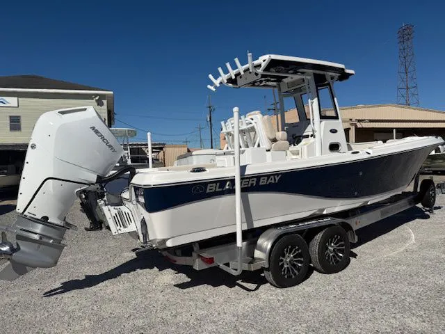 Slide: The Image of Blazer Bay Makaira 2800 2026 - 6