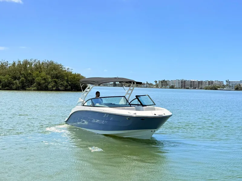 Slide: The Image of Sea Ray SDX 230 Outboard 2026 - 10