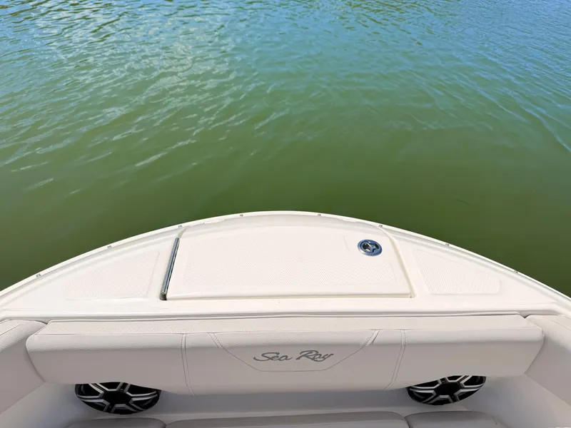 Slide: The Image of Sea Ray SDX 230 Outboard 2026 - 22