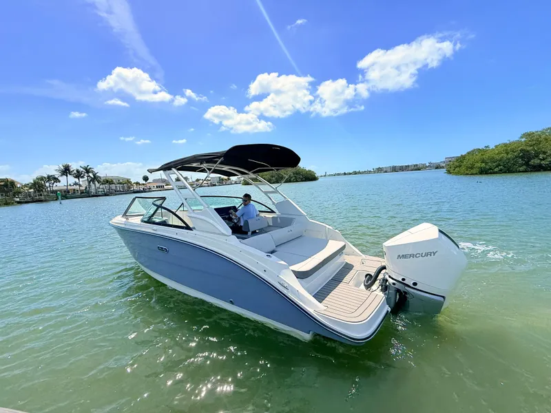 Slide: The Image of Sea Ray SDX 230 Outboard 2026 - 4