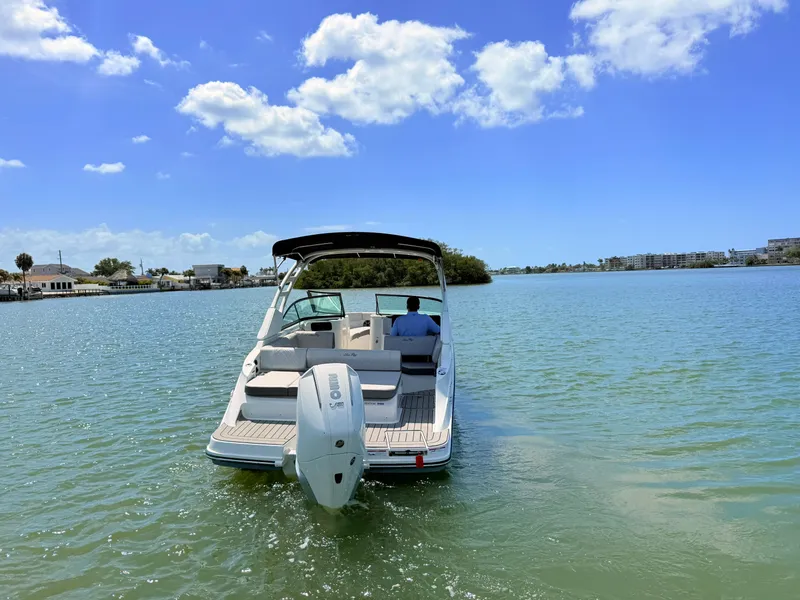 Slide: The Image of Sea Ray SDX 230 Outboard 2026 - 5