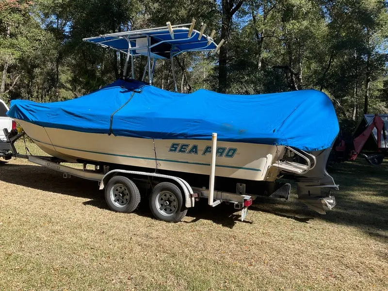 Slide: The Image of Sea Pro 219 Center Console 1999 - 2