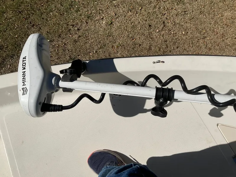 Slide: The Image of Sea Pro 219 Center Console 1999 - 9