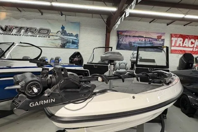 Slide: The Image of 2026 Nitro ZV20 Sport Pro fishing boat with Garmin equipment in showroom. - 6