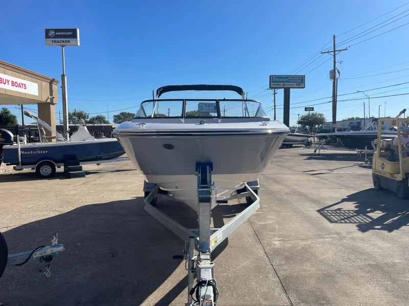 Slide: The Image of Bayliner V20 2026 - 5