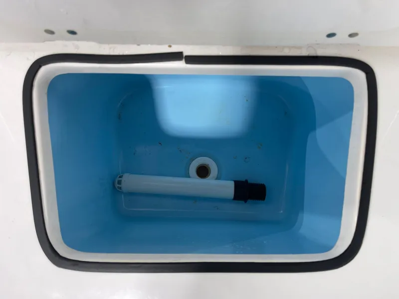 Slide: The Image of Robalo R160 Center Console 2018 - 18