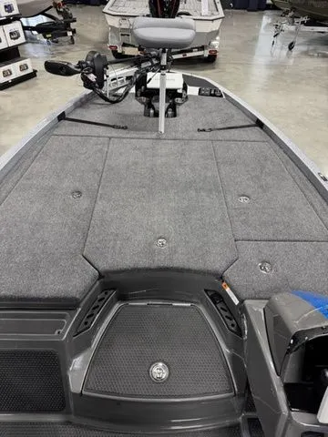 Slide: The Image of 2026 Ikon Boats LXL20 interior with gray carpet and modern design. - 6