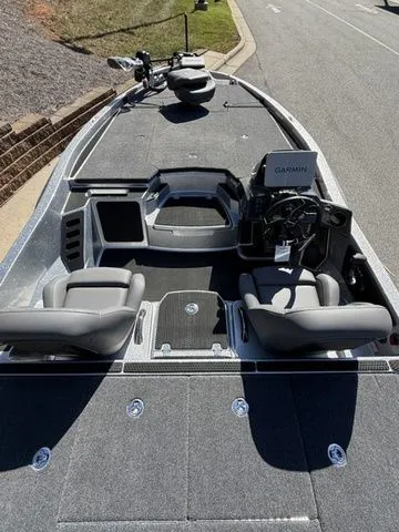Slide: The Image of 2026 Ikon Boats VLX20 with Garmin system, dual seats, and spacious deck. - 4