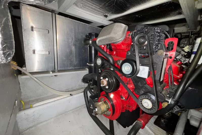 Slide: The Image of Black Magma grill cover on 2005 Silverton 34 Convertible boat. - 38