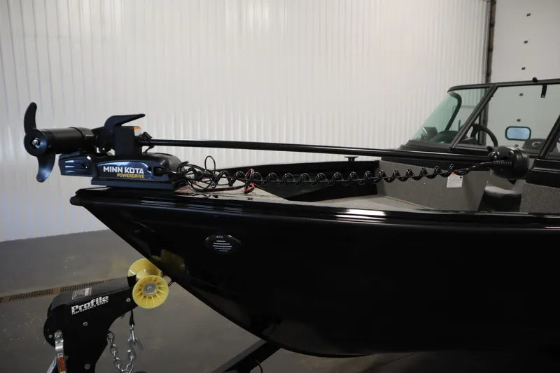 Slide: The Image of Crestliner 1850 Kodiak WT 2026 with Minn Kota PowerDrive. - 10