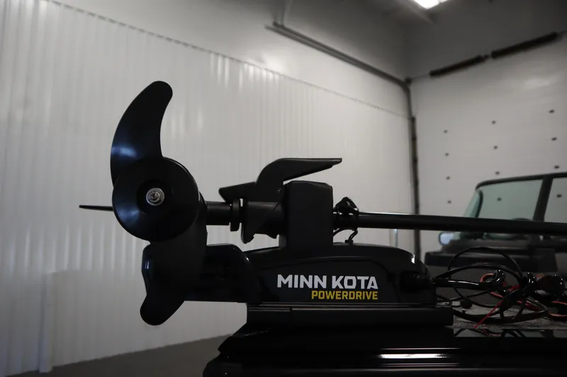 Slide: The Image of Minn Kota PowerDrive on Crestliner 1850 Kodiak WT 2026. - 12