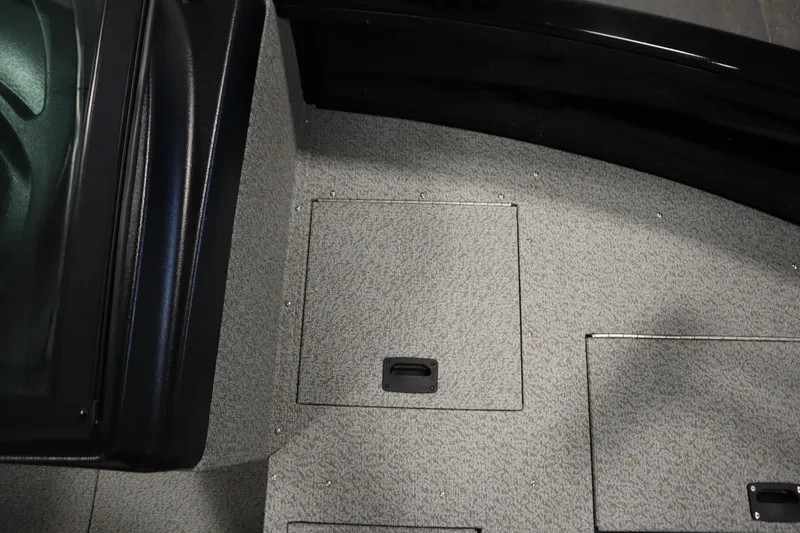 Slide: The Image of Interior of Crestliner 1850 Kodiak WT 2026 boat. - 17