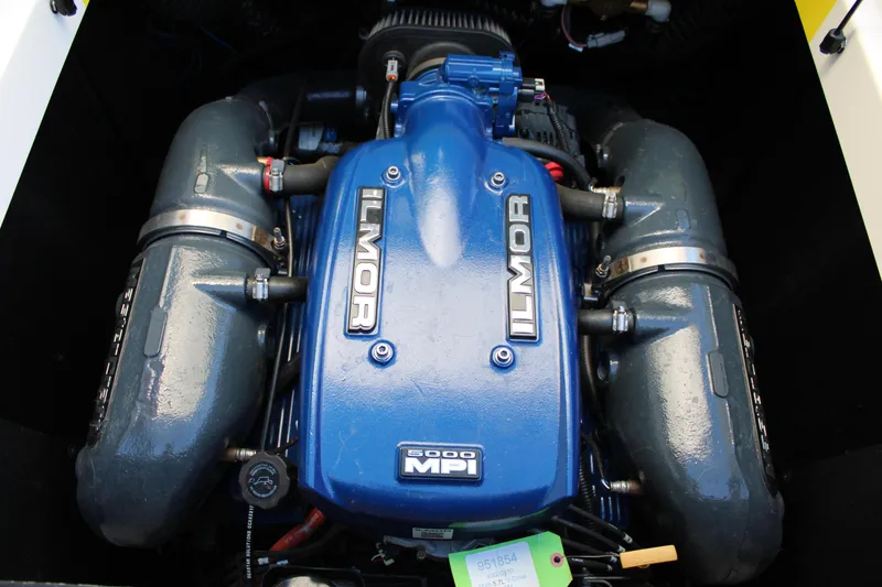 Slide: The Image of 2018 MasterCraft XT22 Ilmor 5000 MPI engine, showcasing powerful marine performance. - 19