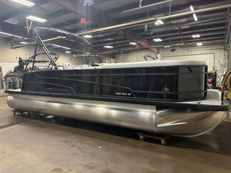 Slide: The Image of Princecraft Vectra 115HP 23 RL SS Swingback Pontoon & Mercury 4-Stroke EFI 2026 - 33