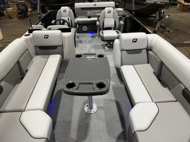 Slide: The Image of Princecraft Vectra 115HP 23 RL SS Swingback Pontoon & Mercury 4-Stroke EFI 2026 - 6