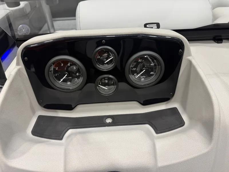 Slide: The Image of Princecraft Vectra 23 RL SS Swingback Tritoon & Mercury 4-Stroke EFI 2026 - 13