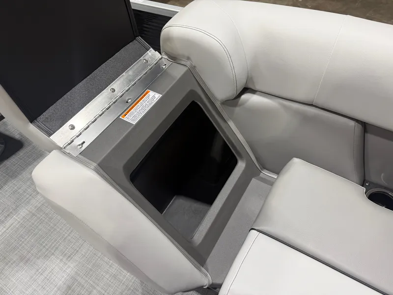 Slide: The Image of Princecraft Vectra 23 RL SS Swingback Tritoon & Mercury 4-Stroke EFI 2026 - 26