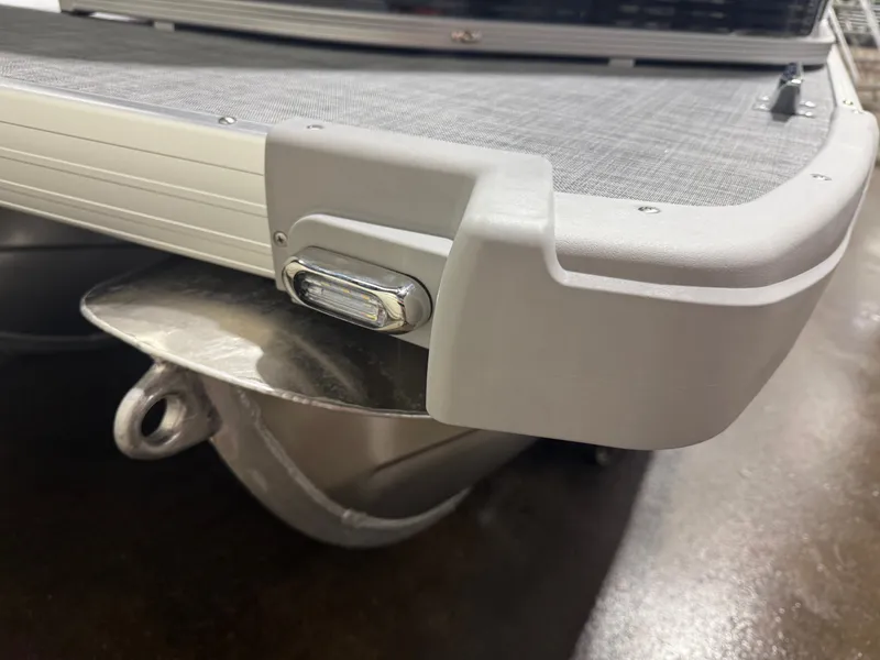 Slide: The Image of Princecraft Vectra 23 RL SS Swingback Tritoon & Mercury 4-Stroke EFI 2026 - 33