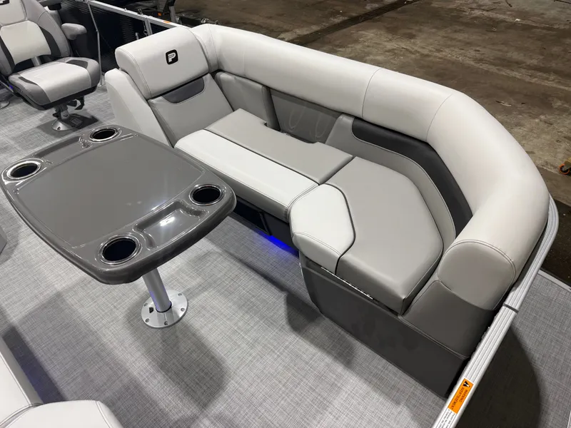 Slide: The Image of Princecraft Vectra 23 RL SS Swingback Tritoon & Mercury 4-Stroke EFI 2026 - 8