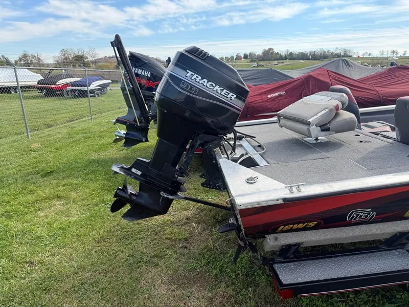 Slide: The Image of Tracker Bass Tracker 180 2001 - 3