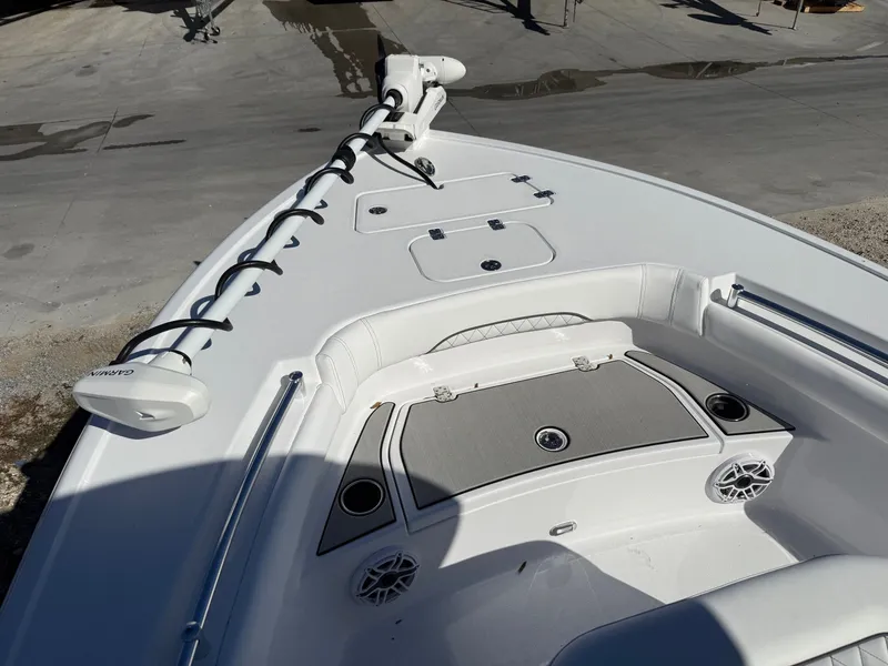 Slide: The Image of Sportsman Masters 247OE Bay Boat 2026 - 13