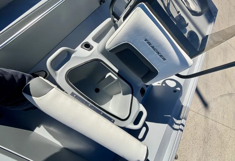 Slide: The Image of Tracker CLASSIC CC 2026 - 10