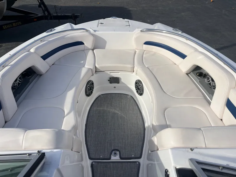 Slide: The Image of Chaparral 264 Sunesta 2018 - 14