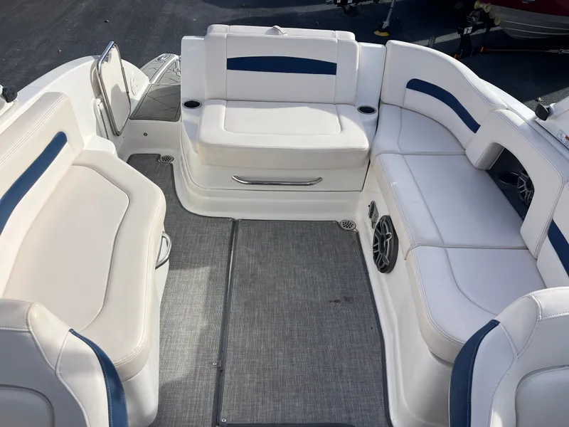 Slide: The Image of Chaparral 264 Sunesta 2018 - 7