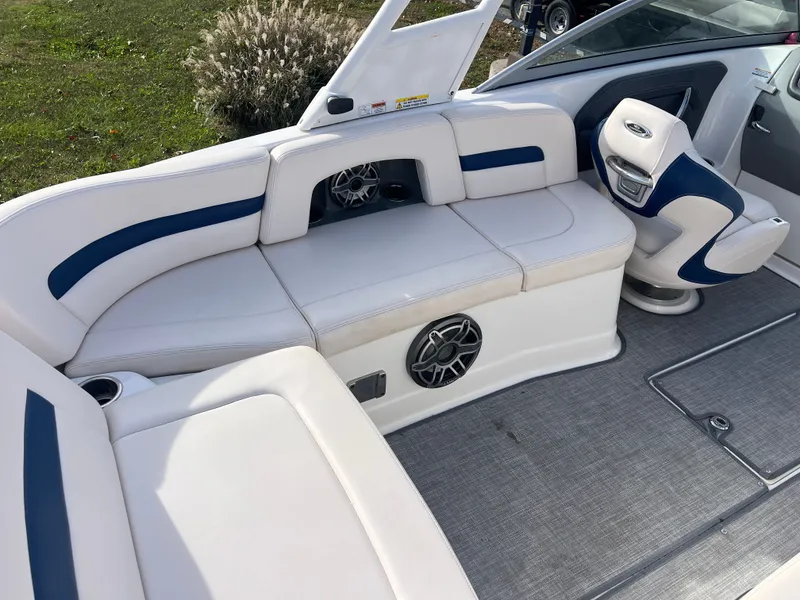 Slide: The Image of Chaparral 264 Sunesta 2018 - 9