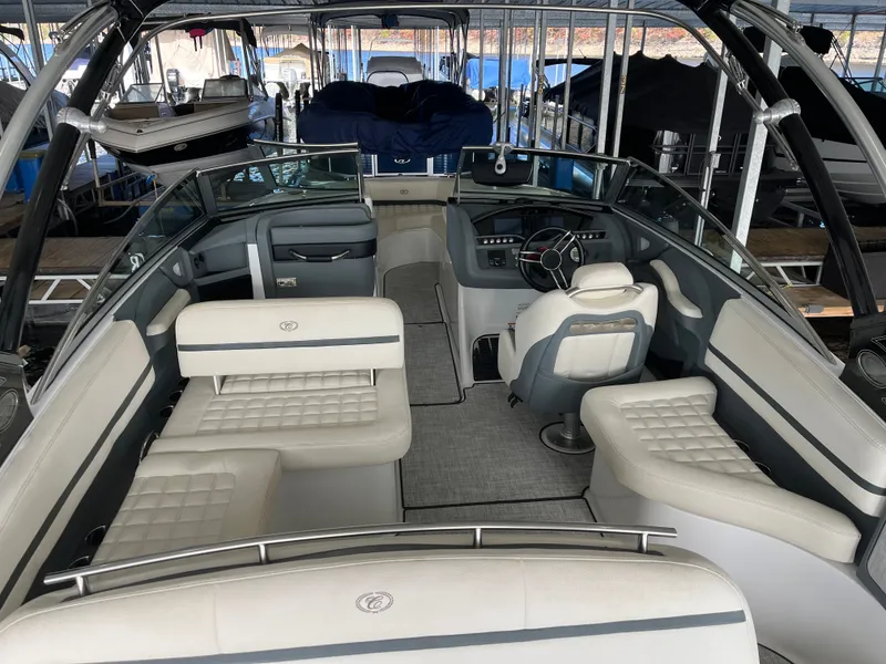 Slide: The Image of Cobalt R5 Surf 2020 - 8