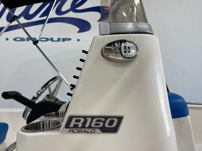 Slide: The Image of Robalo R160 Center Console 2018 - 23