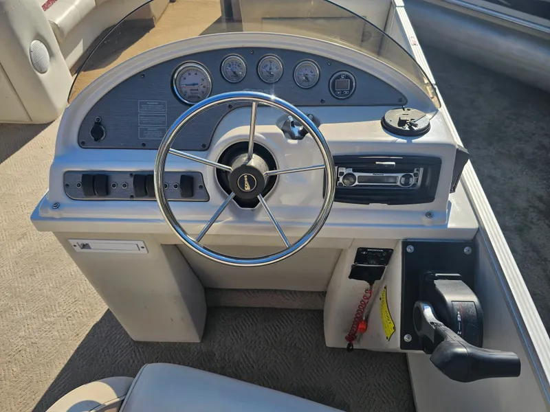 Slide: The Image of Crest II XRS 2004 - 9