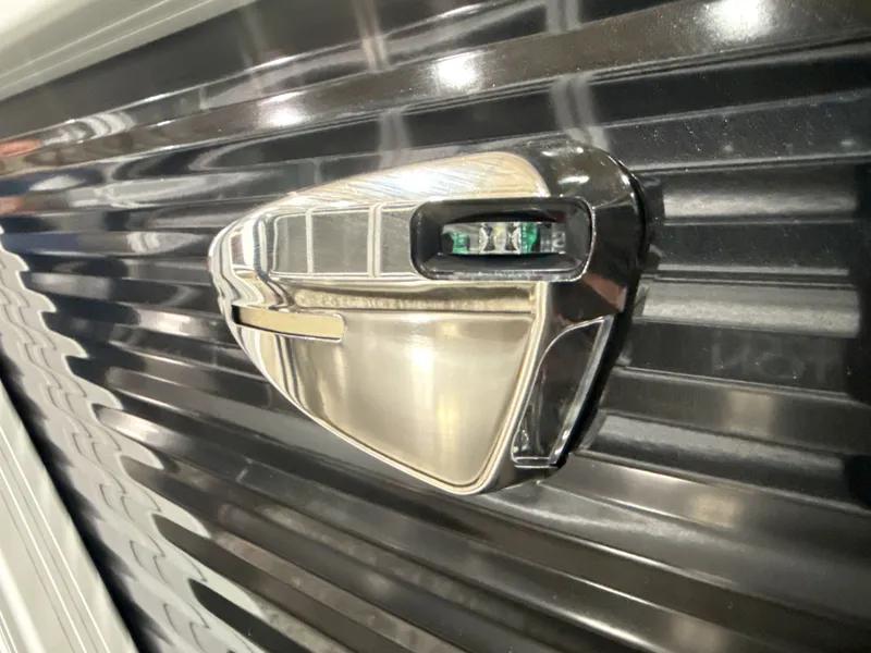 Slide: The Image of Bennington 188SL 2026 - 8