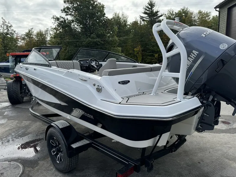 Slide: The Image of Glastron GX190 2022 - 6