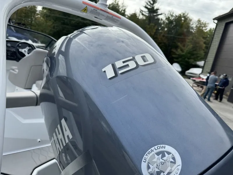 Slide: The Image of Glastron GX190 2022 - 7