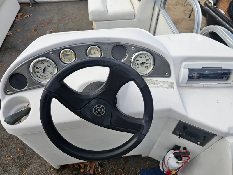 Slide: The Image of Landau Bandit 2003 - 8