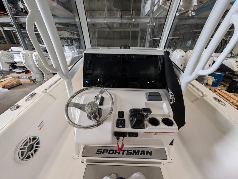Slide: The Image of Sportsman Heritage 251 Center Console 2020 - 8
