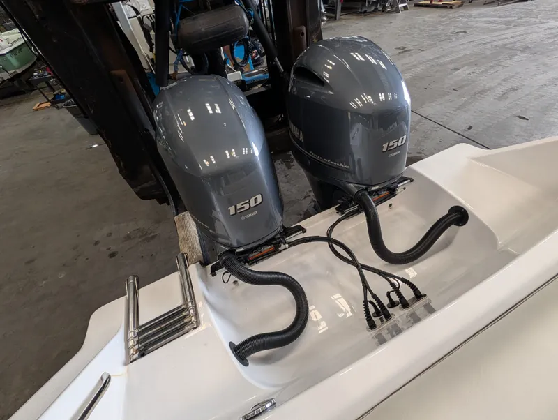 Slide: The Image of Sportsman Heritage 251 Center Console 2020 - 9