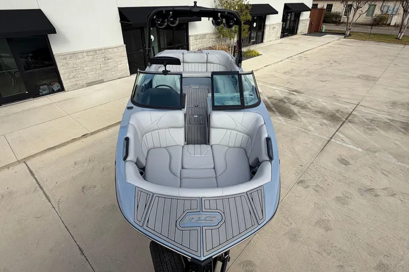 Slide: The Image of 2026 MB B52 23 Classic boat with sleek design and spacious seating. - 6