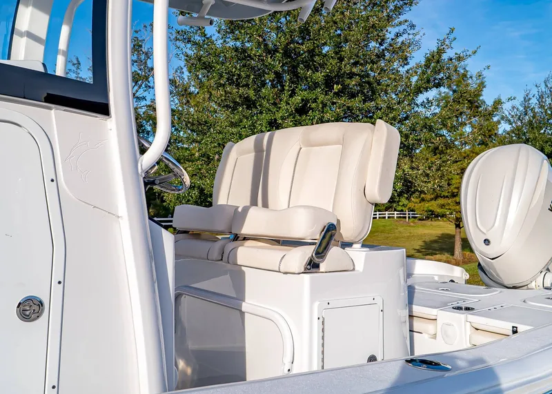 Slide: The Image of Sea Hunt BX 25 FS 2026 - 14