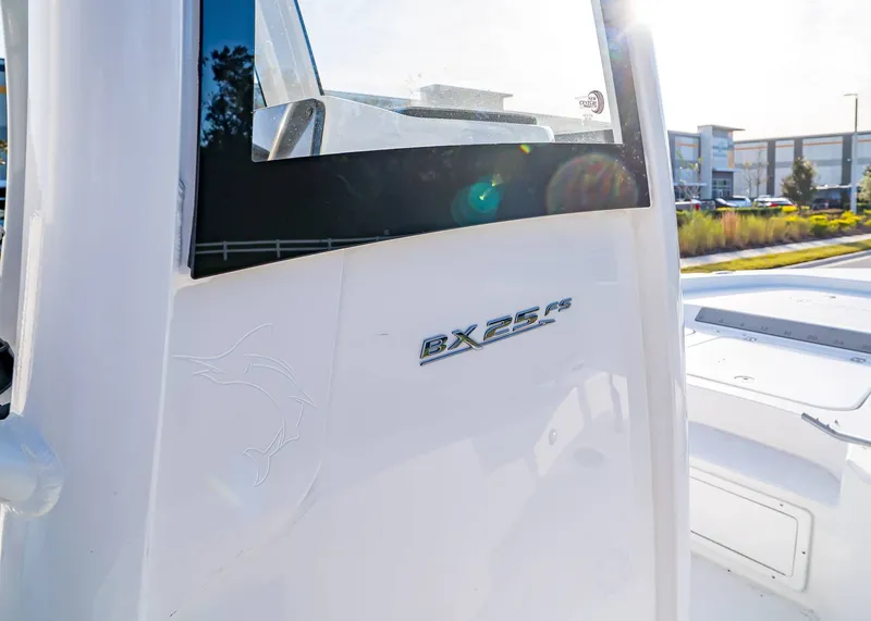 Slide: The Image of Sea Hunt BX 25 FS 2026 - 15